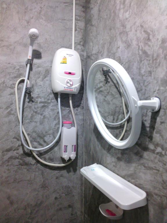 Baan Mook Anda Hostel Ko Lanta Værelse billede