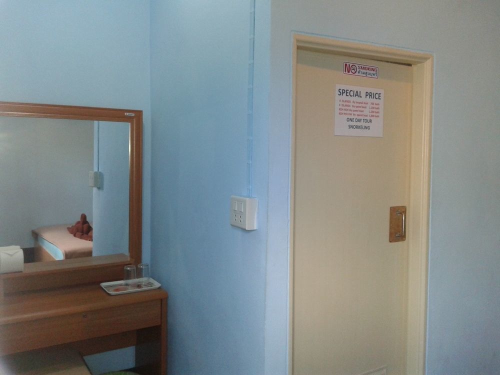 Baan Mook Anda Hostel Ko Lanta Eksteriør billede