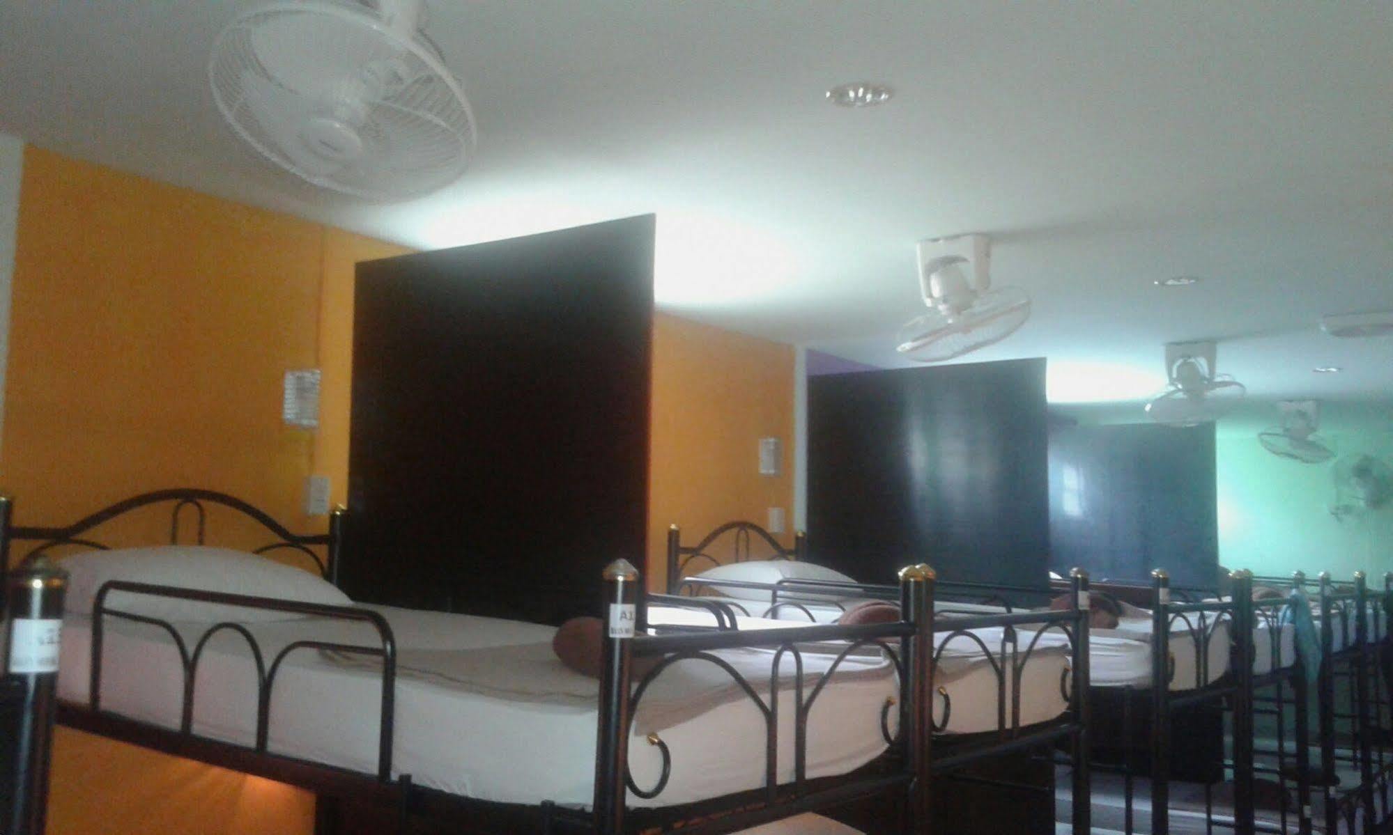 Baan Mook Anda Hostel Ko Lanta Eksteriør billede