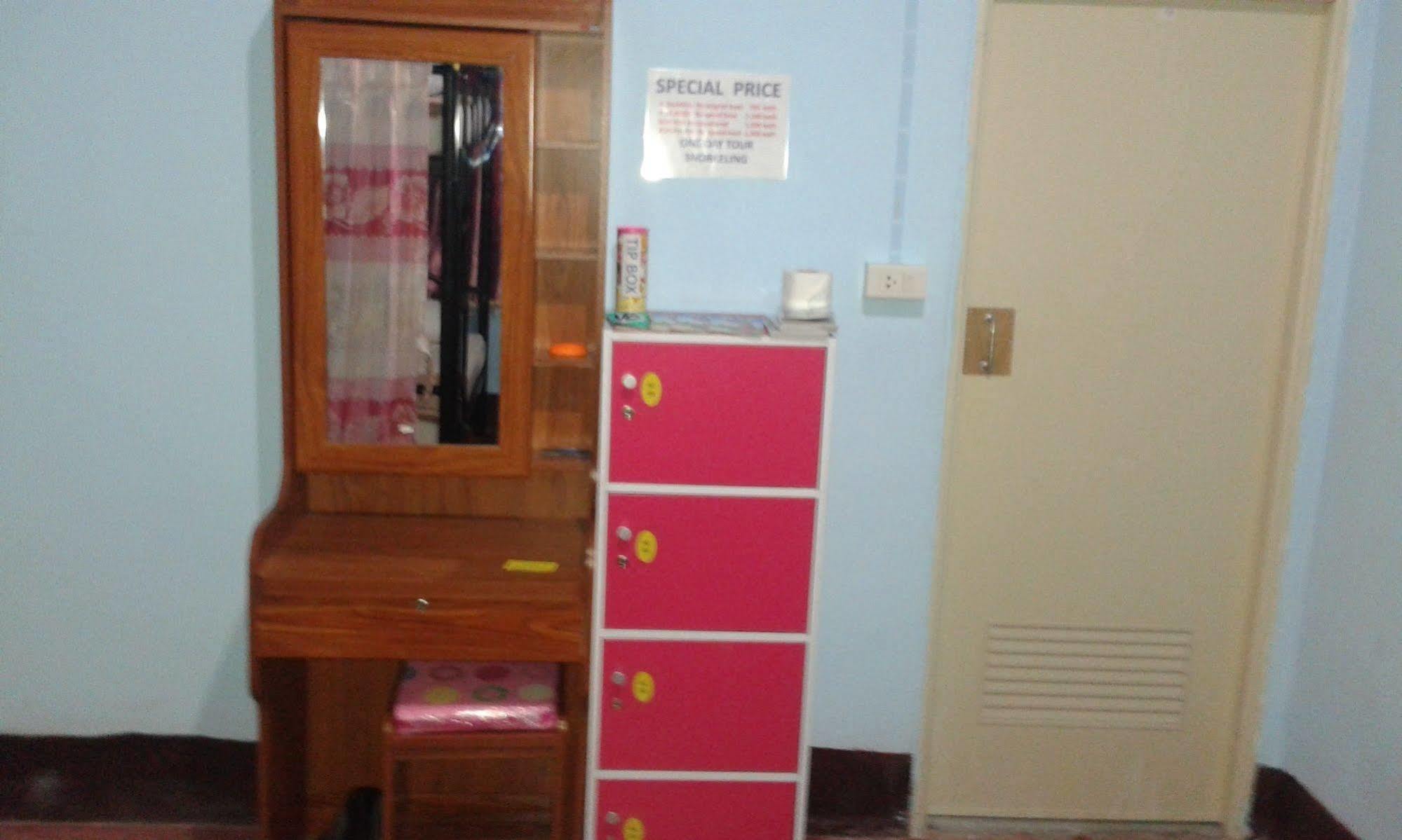 Baan Mook Anda Hostel Ko Lanta Eksteriør billede